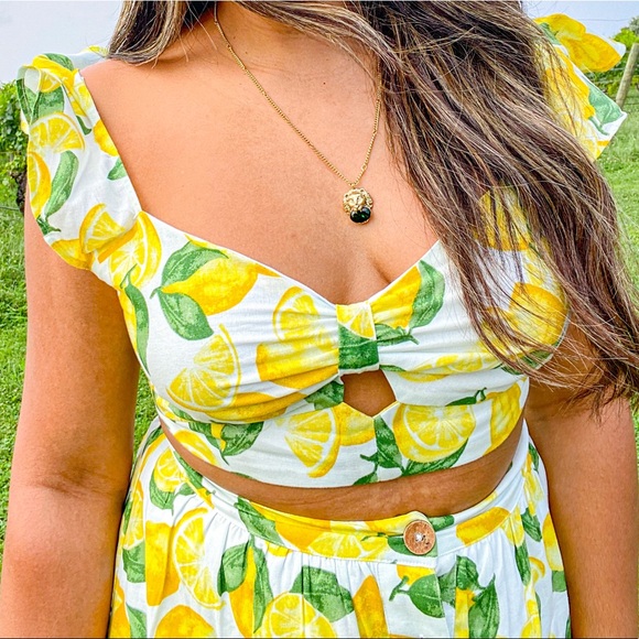 BCBG summer lemon print skirt NWT - Picture 5 of 5